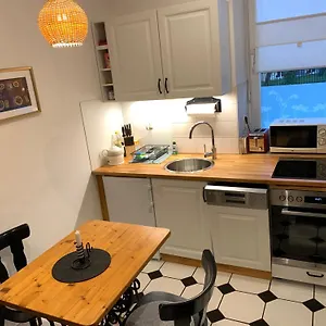 Gemuetliches 2p-apartment In Ruhiger Lage Dresden